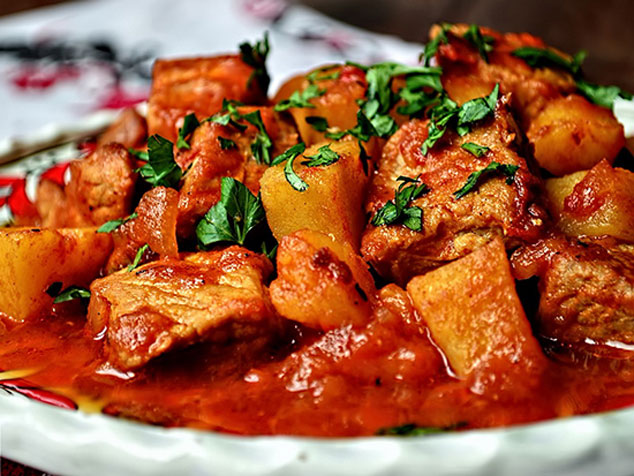 طرز تهیه تاس‌کباب