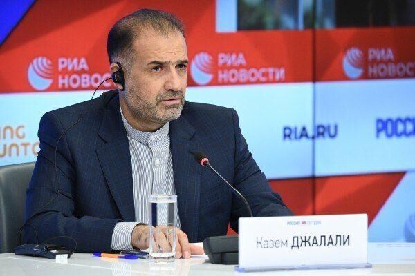 سفیر ایران: تهران و مسکو در عرصه ساخت واکسن کرونا همکاری می کنند