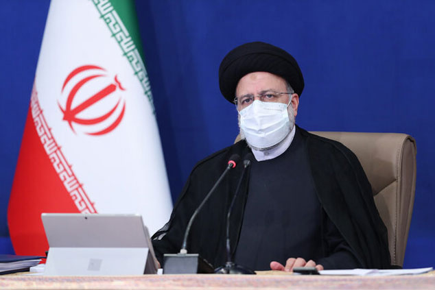 آمارهای رسمی به دولت در آگاهی از وضع موجود کمک می کند