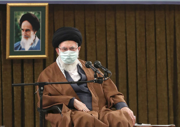 جهاد کارآفرینان و کارگران در سنگر تولید موجب اعتراف آمریکا به شکست جنگ اقتصادی شد
