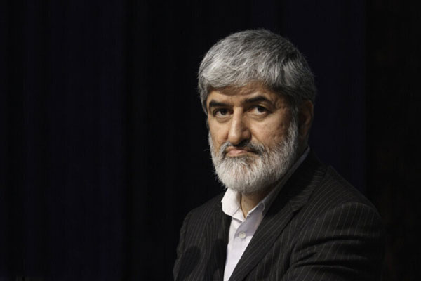 مطهری: بلیط فروشی به زنان و پذیرایی از آنها با گاز فلفل؟