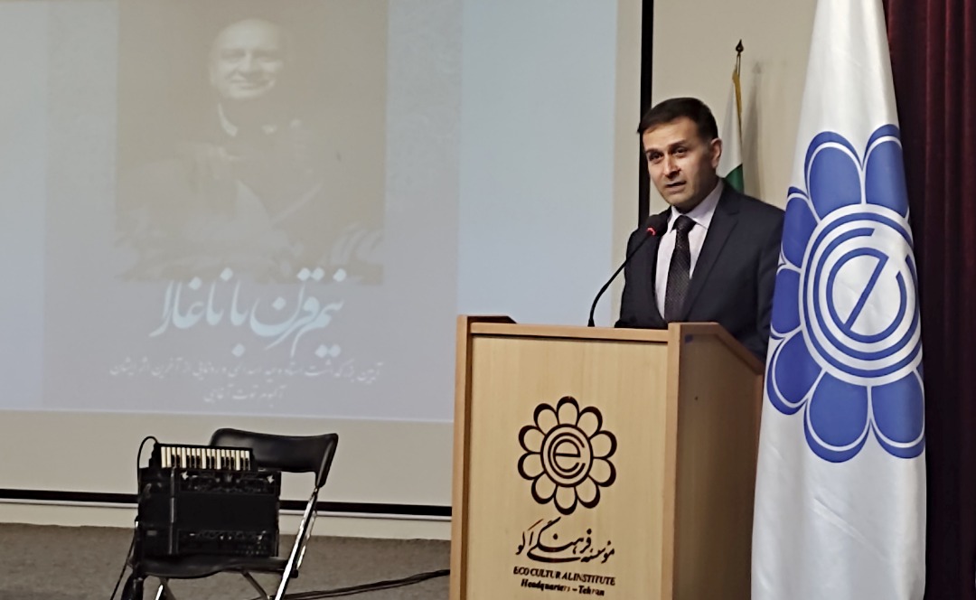 آیین بزرگداشت استاد وحید اسداللهی و رونمایی از آلبوم موسیقی بی کلام "توت آغاجی" برگزار شد